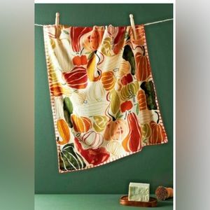 Anthropologie pumpkin dish towel!